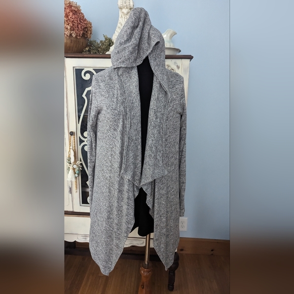 Promesa Gray‎ Cardigans - Picture 7 of 7